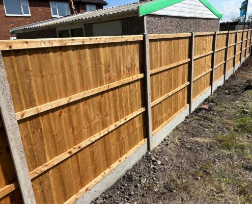 large 6ft privacy fence Swadlincote by Grasshopper Landscapes